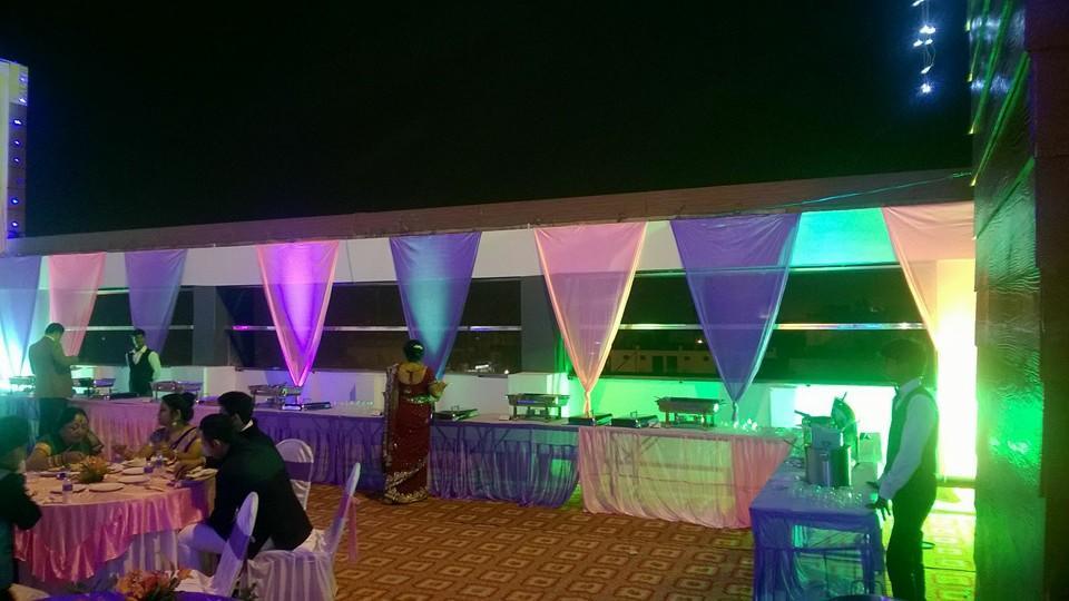Vijay Paradise Lucknow Exteriör bild