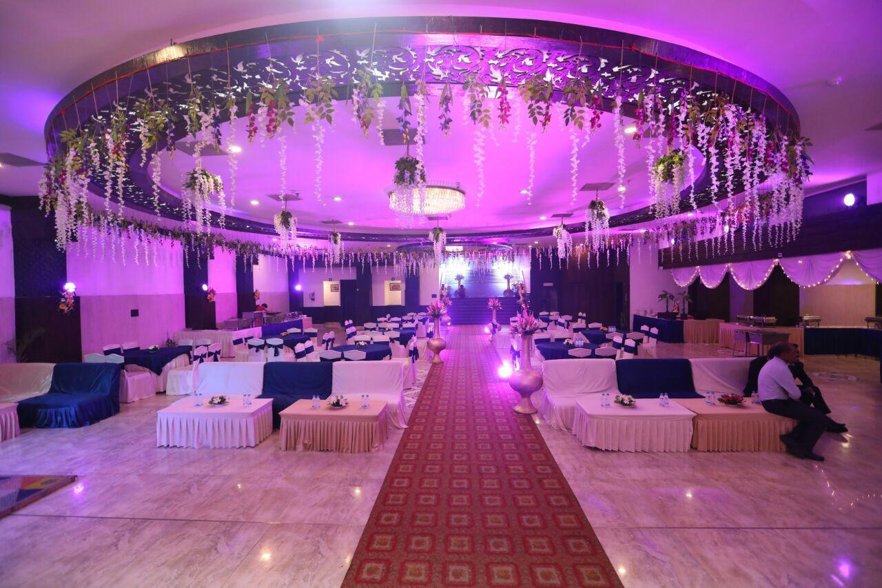 Vijay Paradise Lucknow Exteriör bild